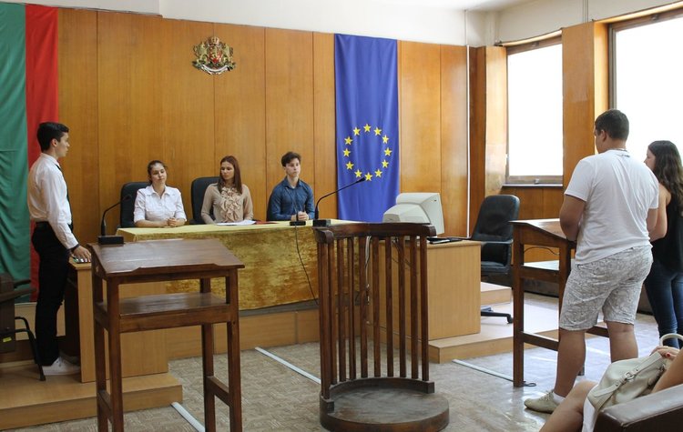 Вазовци станаха магистрати в Районния съд в Димитровград