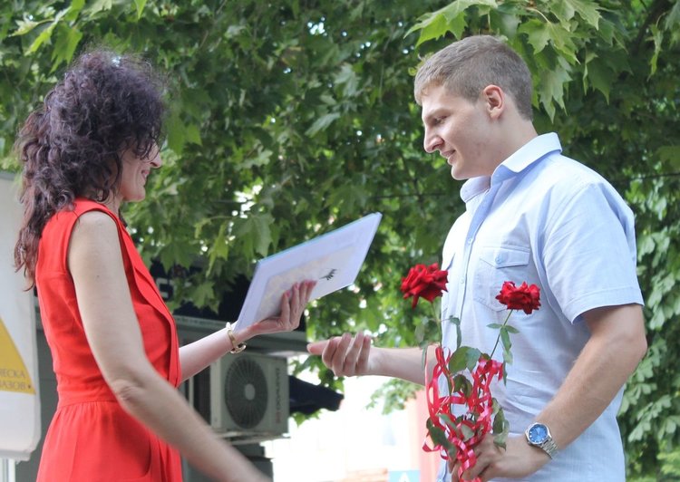 96 вазовци се дипломираха на церемония в центъра на Димитровград