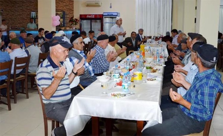 Фуат Гювен събра над 220 души на ифтар в Черноочене