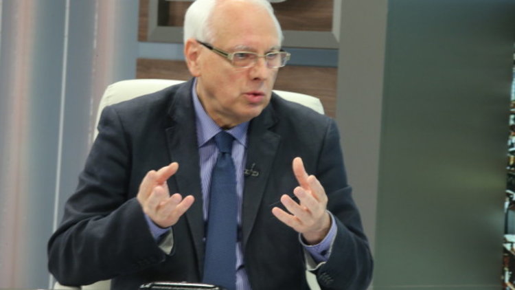 Борисов играе двойна игра с русофилски привкус