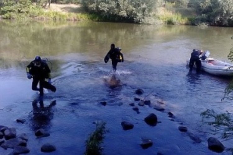 Десетки търсят изчезналото в река Марица момче