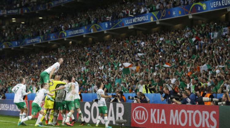 Белгия елиминира Швеция, а Ирландия хвана последния влак за осминафиналите