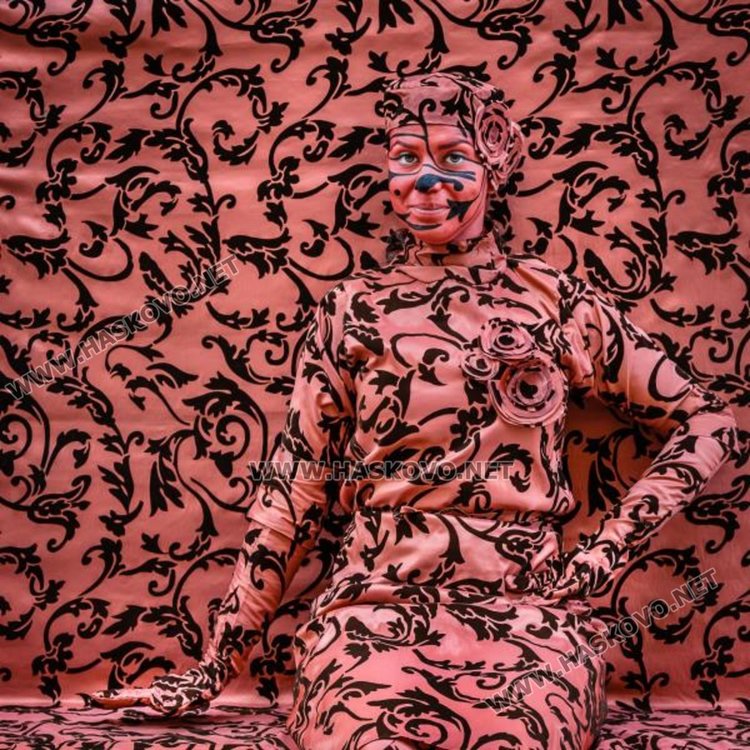 Златко Латев журира 9-тия Международен фотографски салон във Варна