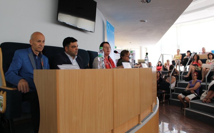 Насилието над жените обсъждаха на конференция в Димитровград