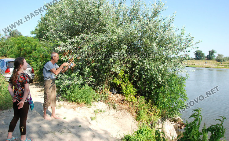 Майстор-рибар разкрива тайните на големия улов по Марица