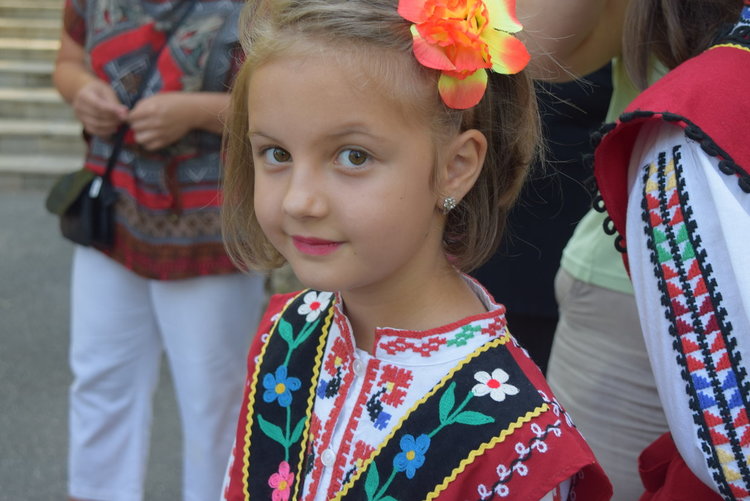 Тракийци пеят и танцуват в Кърджали,честват 120 години от организираното тракийско движение