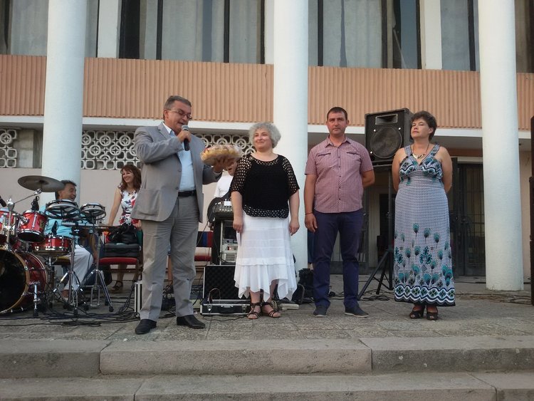 Петровденски събор зарадва дебърци