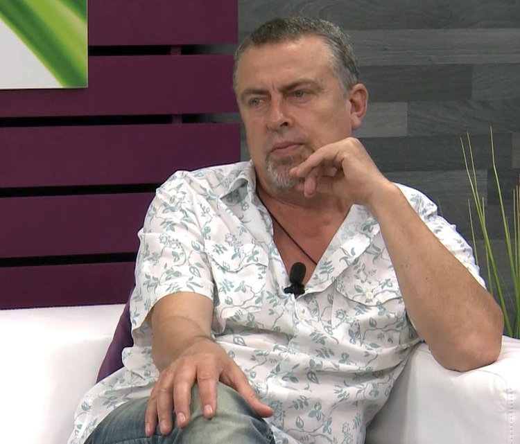 Стефан Цирков: В политиката само ме използваха, докато правят пачки. Но „който рецитира, той не умира“ 