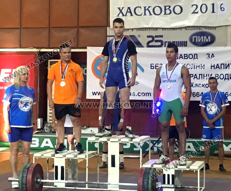 Христо Сотиров се окичи със златото