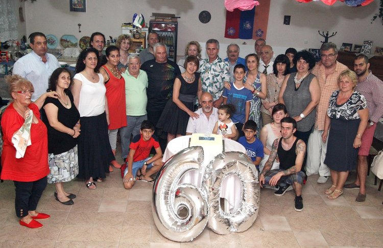 Михран Карекинян навъртя 60