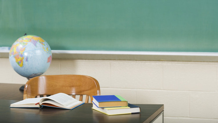 6000 седмокласници приети на първо класиране