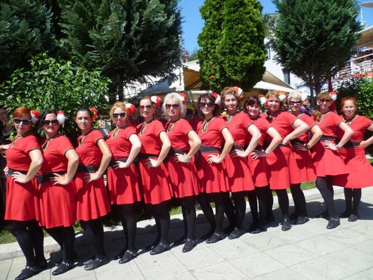 Наши самодейци се надиграваха с 47 състава в Поморие