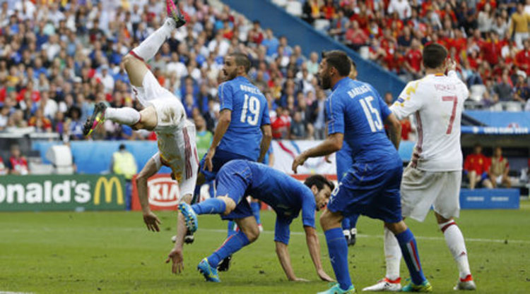 Италия си отмъсти и сложи край на испанската ера