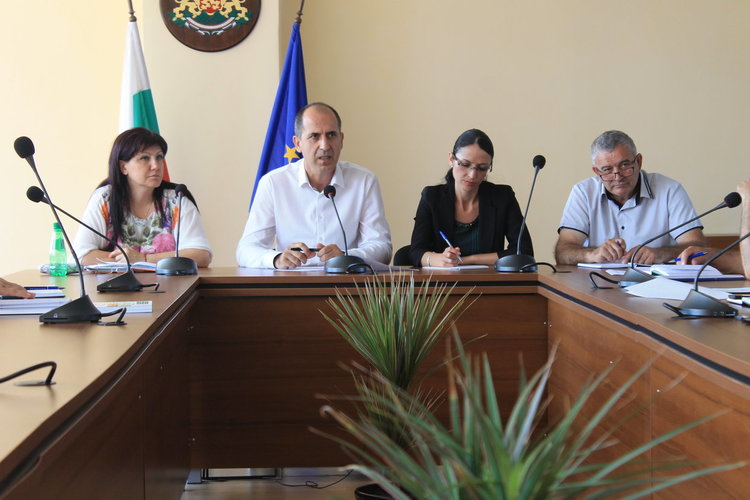 Обезопасяват „Беломорски” и важните кръстовища,готов работния проект