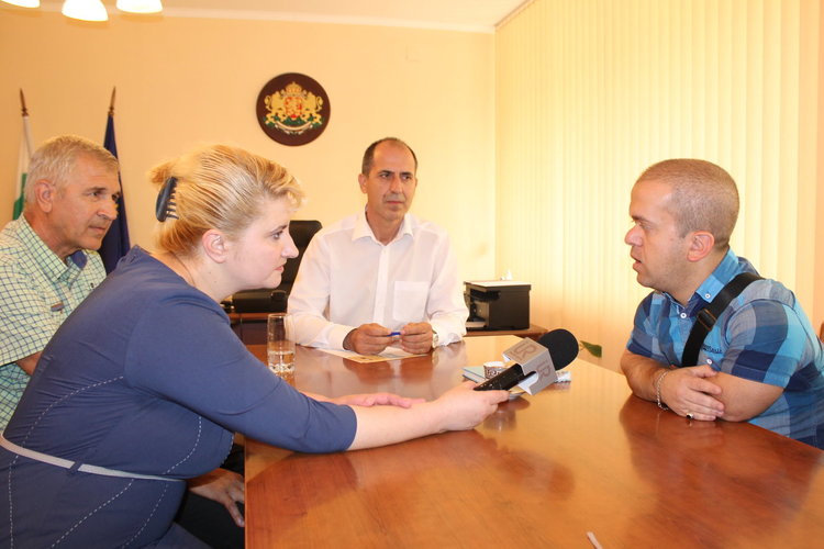 Илия Илиев обеща съдействие на малките хора