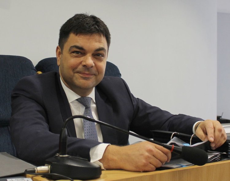 Кметът Иво Димов коментира ситуацията с пчеларите в димитровграддко след пръскането срещу нодуларен дерматит