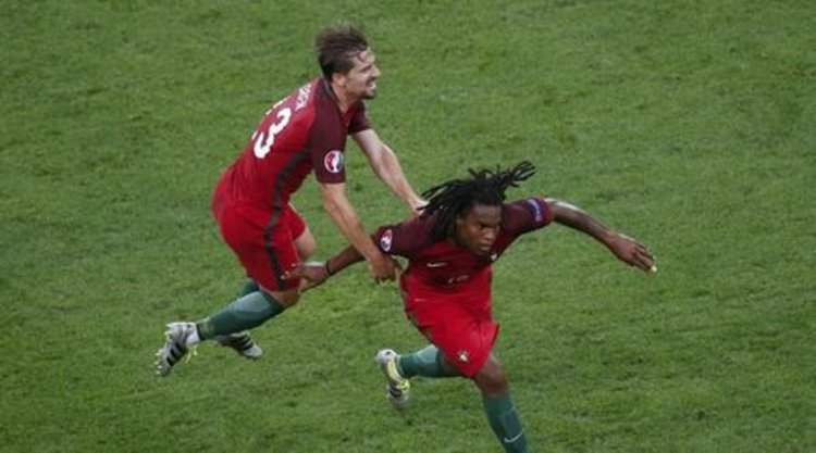 Дузпи изпратиха Португалия на полуфиналите на Евро 2016