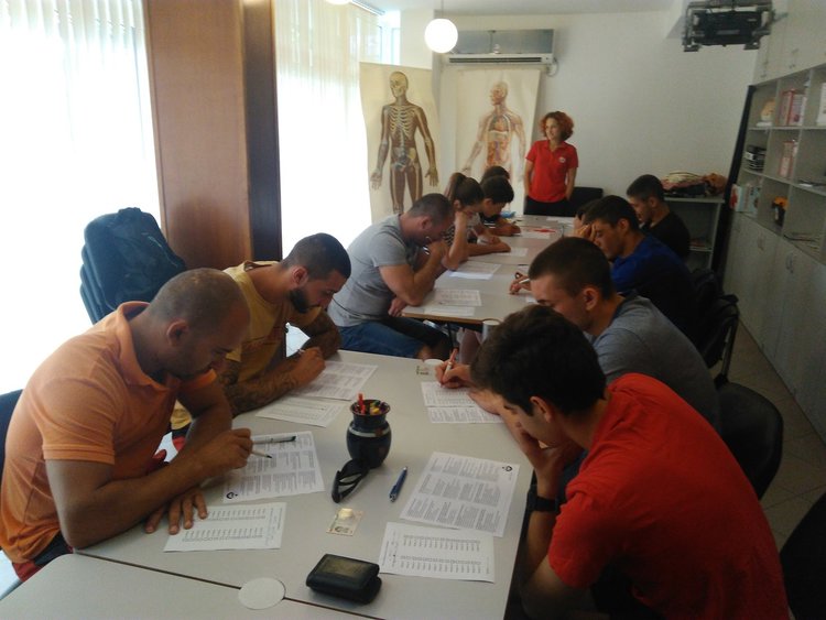 15 водни спасители взеха успешно изпитите си в Кърджали