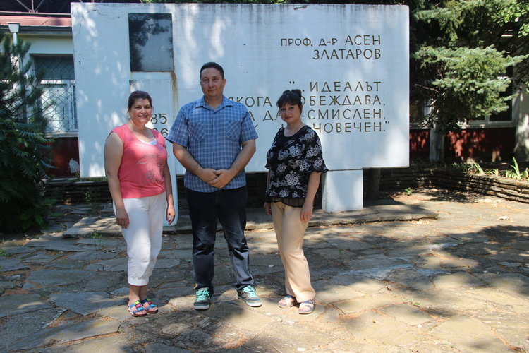 Предподаватели от Професионалната гимназия отличени с награда от Синдиката на българските учители