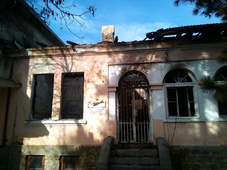 Ремонтират опожареното кметство в Рогозиново по „Красива България“