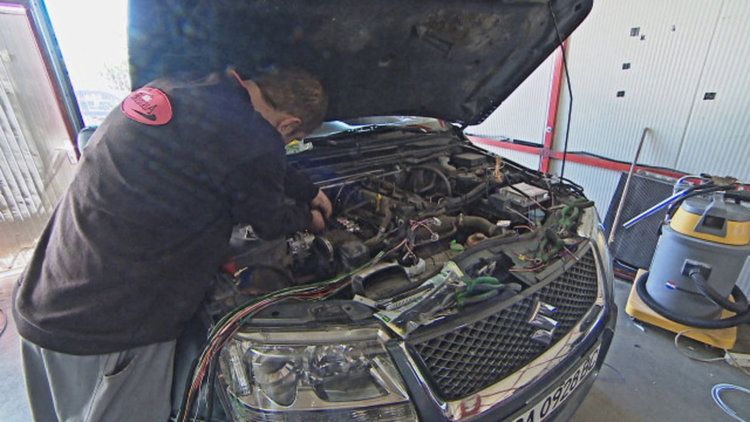 Газта за автомобили е евтина и масова, но качеството е съмнително