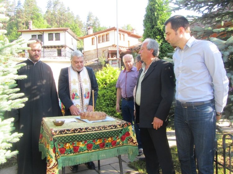 Родолюбивото Полк. Серафимово отбелязва и тази година традиционния празник  на селото  Петровден  