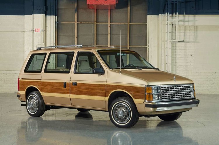 1984 Dodge Caravan 