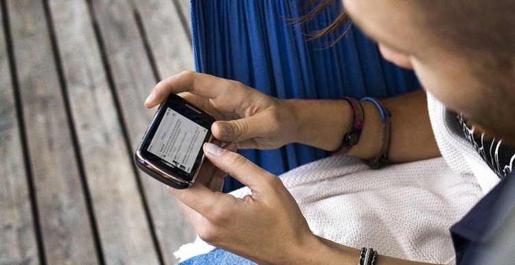 Жалбите на потребителите са най-вече срещу мобилните оператори