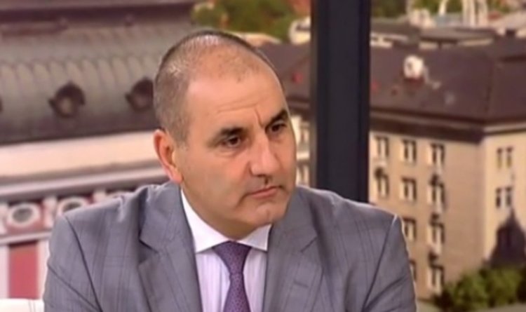 Не трябва да бъдем спокойни от това, което се случва в Турция