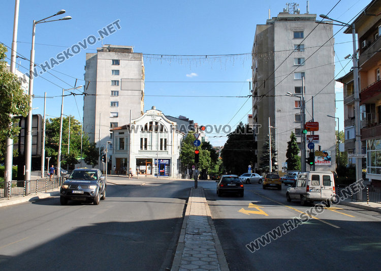 До 15 септември: опасват с камери бул. “Раковски“ заради джигитите