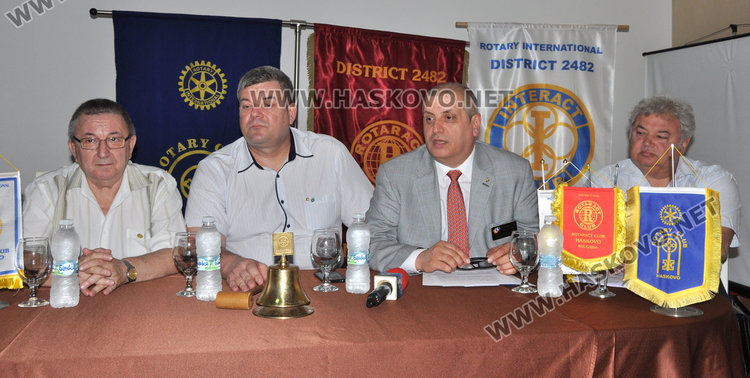 Дистрикт гуверньорът на Ротари България на визита в Хасково