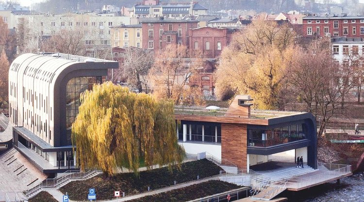 Изложбата под надслов “Полска архитектура” ще бъде открита от 18:00 часа днес - 7 юли в зала "Асен Крайшников"