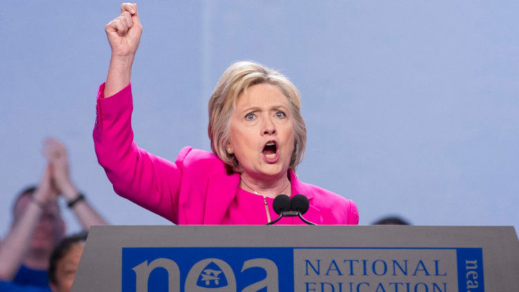 Държавният департамент възобнови разследването си срещу Клинтън