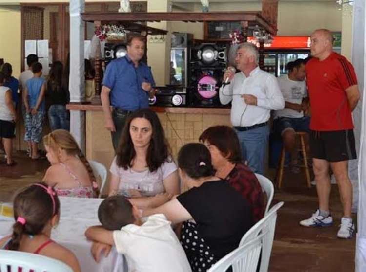 Откриха „Плувно лято 2016″ в Момчилград