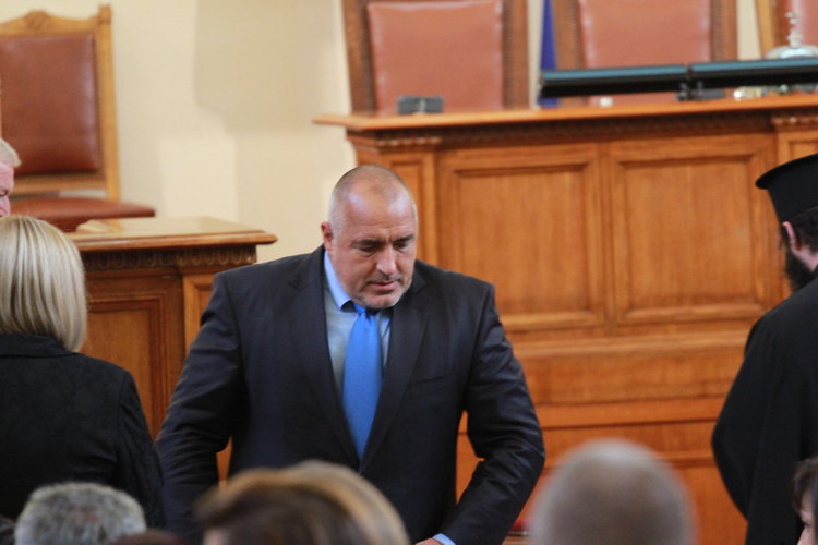 Правителствена делегация търси купувач на реактора за „Белене” в Иран