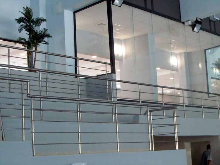 До края на месеца приключва ремонта на модерния плувен басейн и СПА зоната към него/снимки/ 