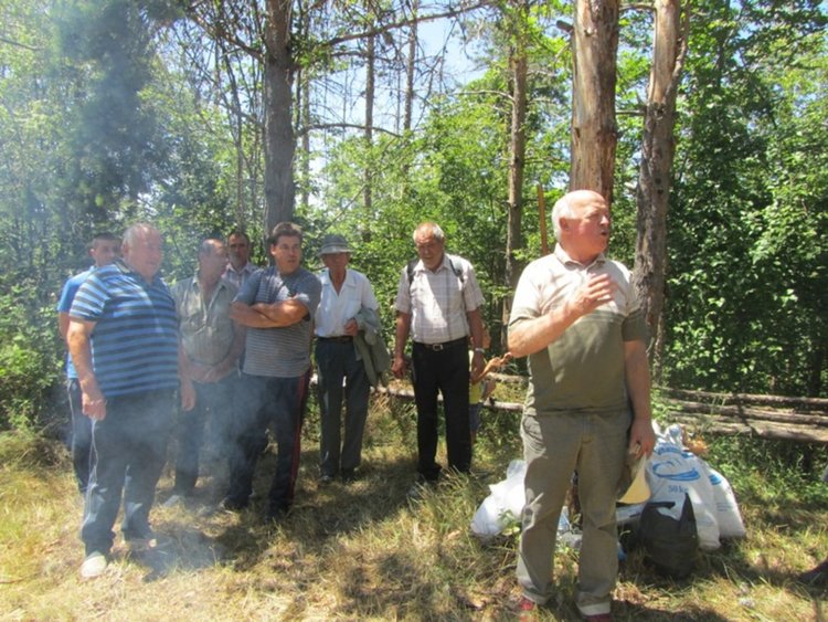 Признателни серафимовци и тази година почетоха паметта на Св.Неделя и загиналите воини от 21 Средногорски полк