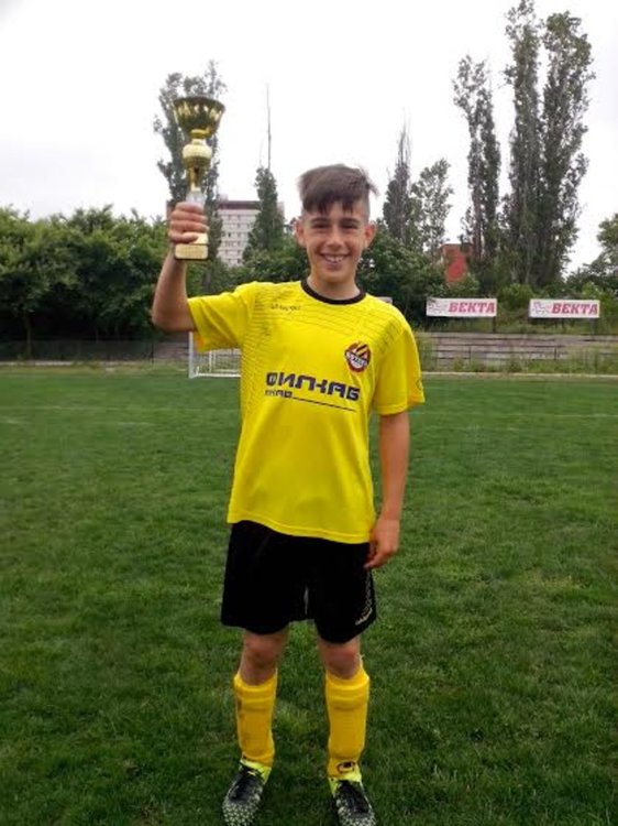 Голмайстор на футболен турнир стана талант от Димитровград