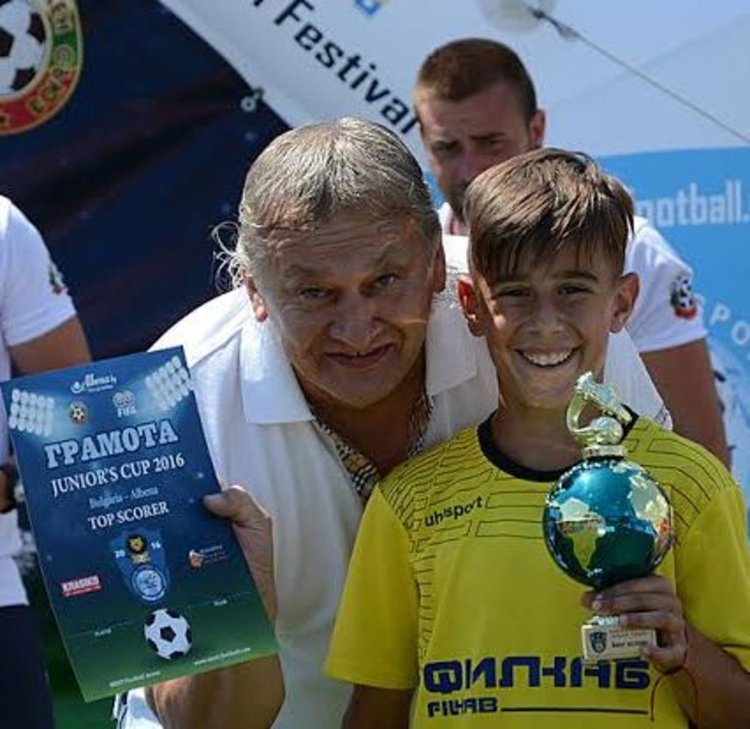 11-годишният Валентин Иванов стана голмайстор на турнир в Албена