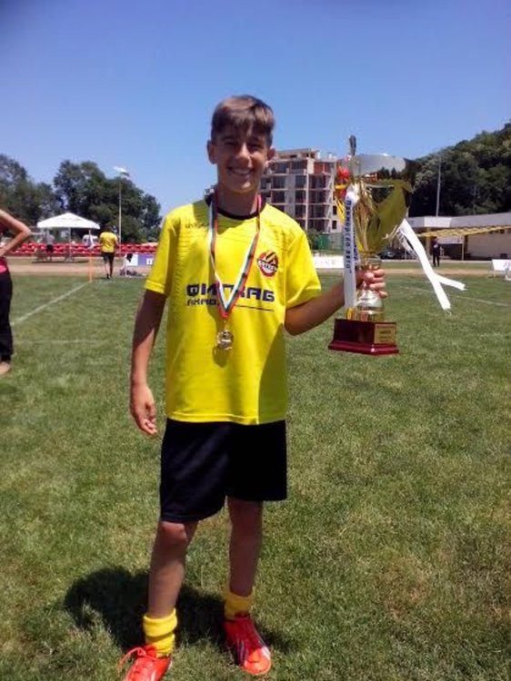 Голмайстор на футболен турнир стана талант от Димитровград