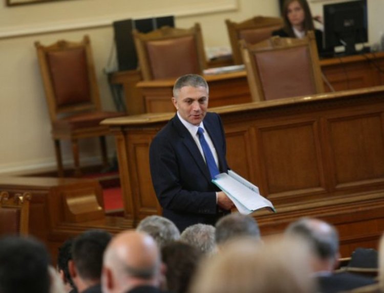 ДПС: Плевнелиев не беше обединител на нацията, а по-скоро разединител  