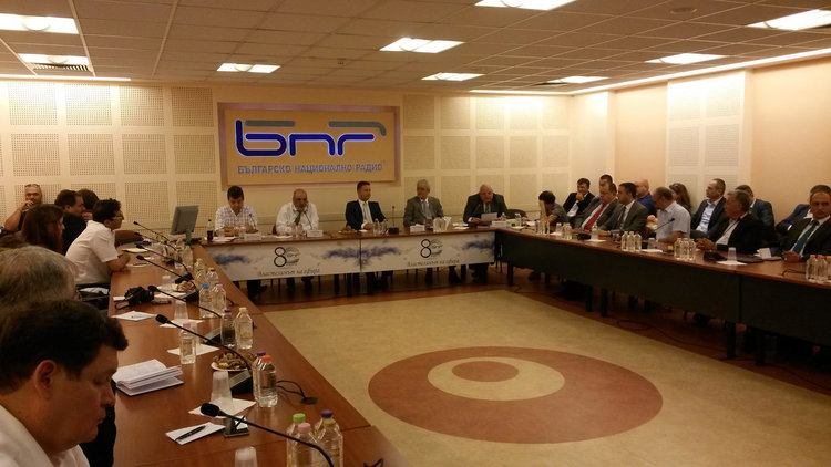 Представиха книга на Георги Кулов пред посланици,депутати и журналисти в БНР