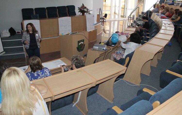 Академията събра в зала гросето преподаватели от цялата страна