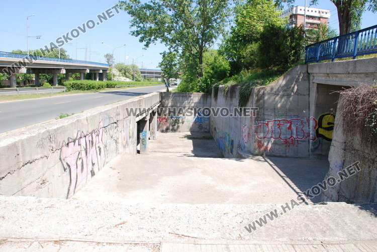 Общината влиза в подлезите на Хасково, в зарибения не