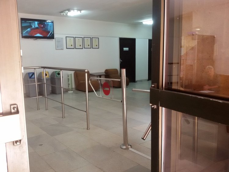 3500 лева струва новата пропускателна система в Общинска администрация