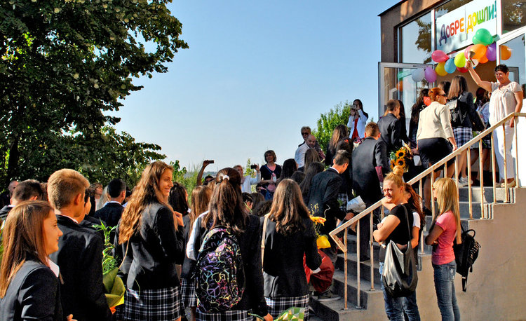 На трето класиране - паралелка остана без нито един ученик