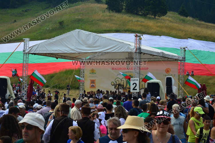 300 гайди огласиха Рожен, съборът без задръствания и тапи, утре се чака вълната туристи