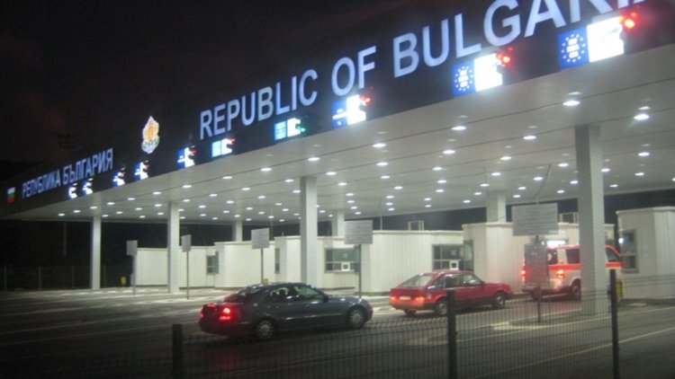 Границата с Турция е отворена на всички пунктове