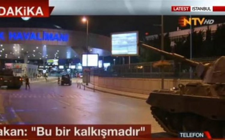 Опит за военен преврат в Турция, танкове по улиците в Анкара и Истанбул (обновена)