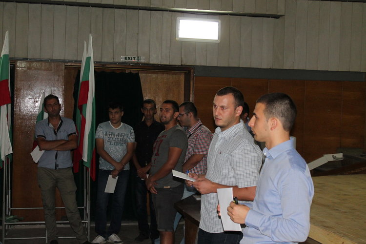 Участието на младите в политиката, дискутира Младежкото ДПС